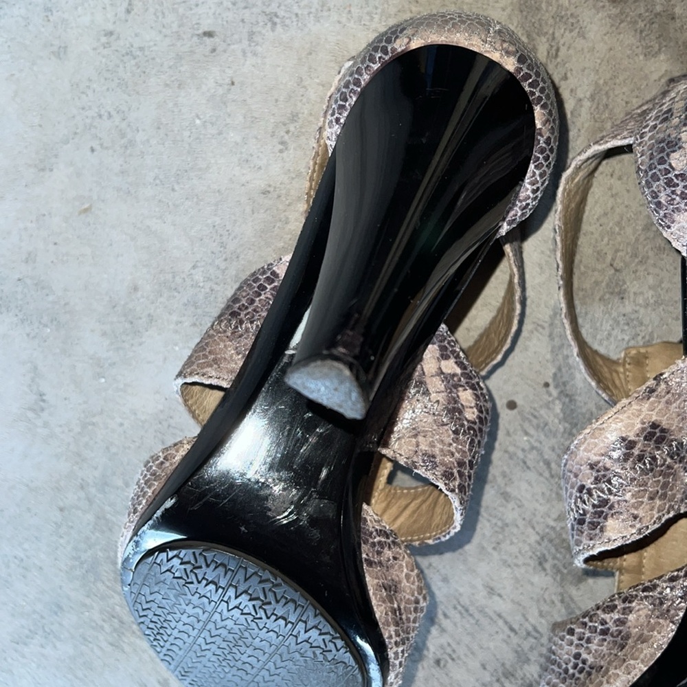 Michael Kors heels - Picture 5 of 6